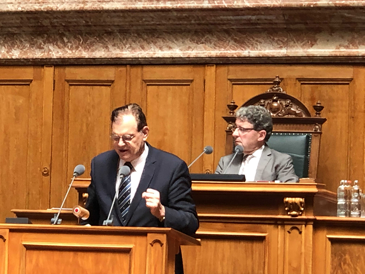 A la tribune du parlement